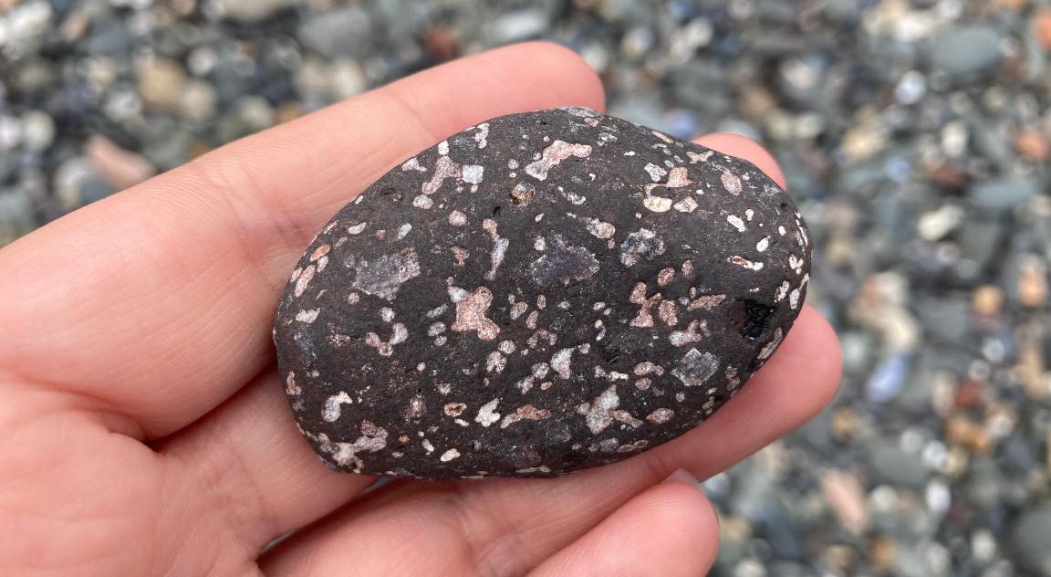 Explore Beach Pebbles: Windows to the World – Portobello Beach