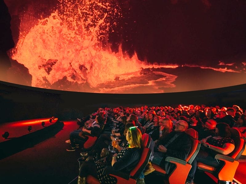 Planetarium Lates: Don’t Panic!